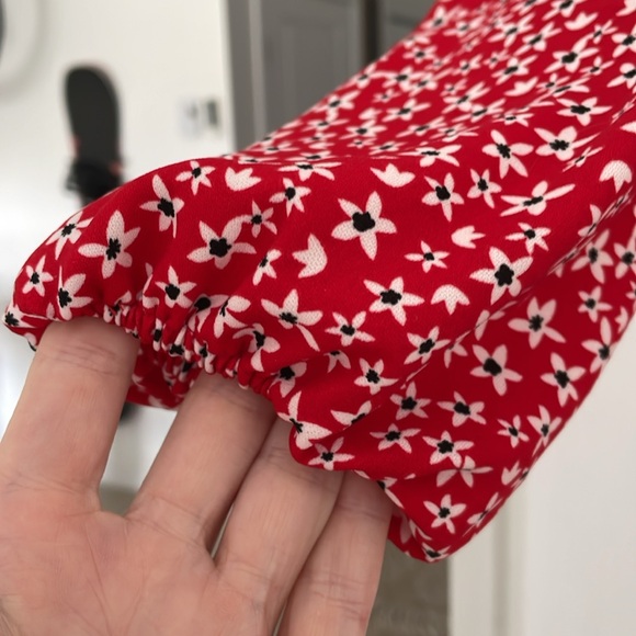 Dynamite re flower dress - Picture 4 of 6